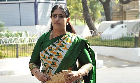 பாஜகவுக்கு தாவுகிறாரா காங்கிரஸ் விஜயதரணி? - வைரலாகும் வாட்ஸ்அப் தகவல்