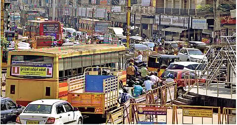 மதுரையில் 4 வழிச் சாலையாக மாறும் நெல்பேட்டை - விமான நிலைய சாலை: மாற்று திட்டத்துக்கு ஒப்புதல்