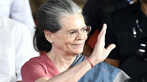 வயோதிகத்தால் மக்களவை தேர்தலில் போட்டியில்லை: சோனியா காந்தி உருக்கம்