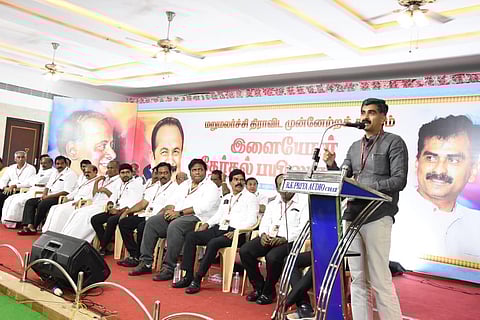 “அண்ணாமலை ஸ்லீப்பர் செல்” - துரை வைகோ