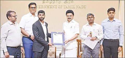 திருச்சியில் தகவல் தொழில்நுட்ப கட்டிடம்; விழுப்புரம் மாவட்டத்தில் மினி டைடல் பூங்கா: முதல்வர் திறந்து வைத்தார்