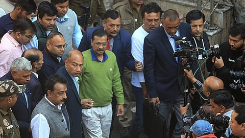 டெல்லி சட்டப்பேரவையில் நடைபெற்ற நம்பிக்கை வாக்கெடுப்பில் கேஜ்ரிவால் வெற்றி