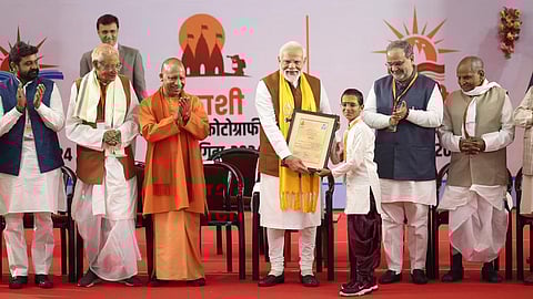 உத்தர பிரதேச மாநிலம் வாராணசியில் ரூ.13 ஆயிரம் கோடியில் திட்டங்கள் பிரதமர் மோடி தொடங்கி வைத்தார்