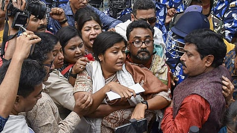 மேற்கு வங்கம் சந்தேஷ்காலியில் உள்ள பழங்குடியினர் திரிணமூல் கட்சிக்கு ஓட்டுபோடாததால் சித்ரவதை: விசாரணை குழு தகவல்