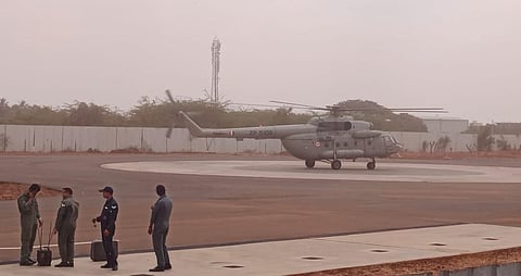 பிரதமரின் தமிழக வருகையையொட்டி மதுரையில் உள்ள ஹெலிபேட் தளத்தில் ஒத்திகை பார்க்கப்பட்டது.