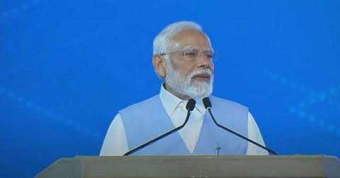 மதுரையில் நடந்த சிறு, குறு தொழில்முனைவோர் மாநாட்டில் பிரதமர் மோடி உரையாற்றினார்