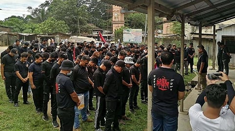 மணிப்பூரில் 200 தீவிரவாதிகள் முற்றுகை: போலீஸ் உயரதிகாரி கடத்தல்