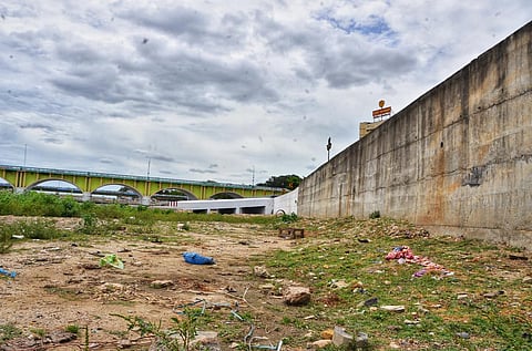 வைகை ஆற்றுக் கரை தடுப்புச் சுவர் அவசியமா? - கள்ளழகர் நிகழ்வில் தொடரும் உயிரிழப்புகள்