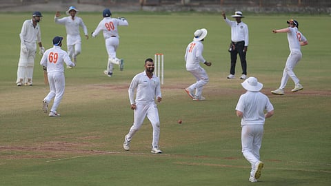 ரஞ்சி கோப்பை கிரிக்கெட்: இறுதிப்போட்டியில் விதர்பா அணி