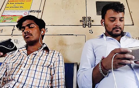 பாப்கார்ன்: குனிந்த தலை எப்போது நிமிரும்?