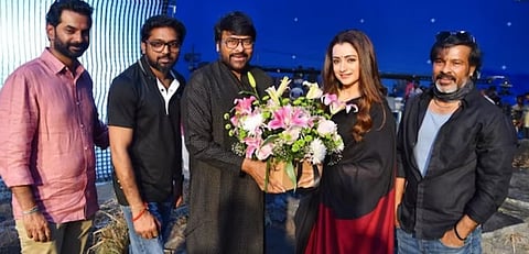 சிரஞ்சீவி படத்தில் 2 வேடங்களில் த்ரிஷா