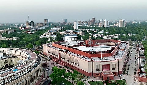 விலக மறுக்கும் திரைகள் - 13 - பாலின பேதமற்ற சமூகம் அமையுமா?