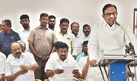 இண்டியா கூட்டணி நிர்வாகிகள் ஆலோசனைக் கூட்டத்தில் பேசிய முன்னாள் மத்திய அமைச்சர் ப.சிதம்பரம்.