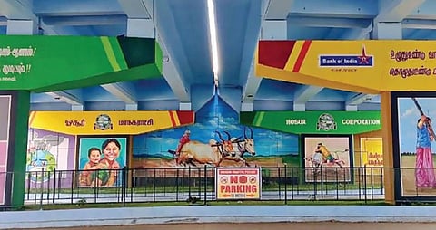 ஓசூரில்  உள்ள பெங்களூரு தேசிய நெடுஞ்சாலை மேம்பால சுவரில் பொதுமக்களின் கவனம் ஈர்க்கும் விழிப்புணர்வு ஒவியங்கள்.