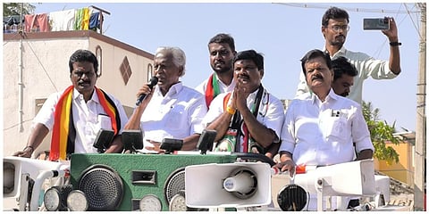 கிருஷ்ணகிரியில் அதிமுக முன்னாள் அமைச்சர் கே.பி.முனுசாமி பிரச்சாரம் மேற்கொண்டார்.