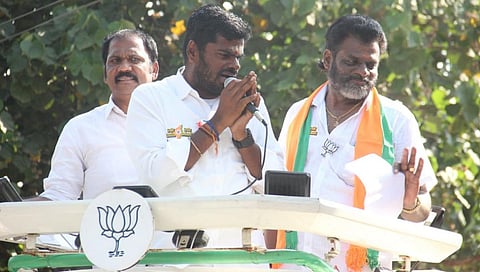 கோவை மக்களவை தொகுதி பாஜக வேட்பாளர் அண்ணாமலை கோவை சரவணம்பட்டி பகுதியில் இன்று பிரச்சாரம் செய்தார்.