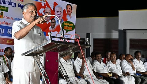 40 தொகுதிகளிலும் 2-ம் இடத்தை கைப்பற்ற அதிமுக, பாஜக போட்டி: ஜி.ராமகிருஷ்ணன்