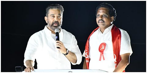 மதுரை மார்க்சிஸ்ட் கட்சி வேட்பாளர் சு.வெங்கடேசனை ஆதரித்து மநீம தலைவர் கமல்ஹாசன் பிரச்சாரம் மேற்கொண்டார். | படங்கள்: எஸ்.கிருஷ்ணமூர்த்தி