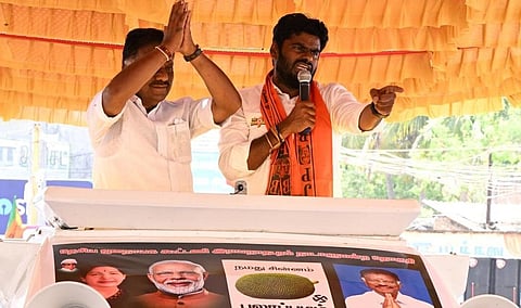 படம்: பாலச்சந்தர்