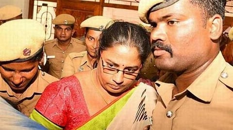 நிர்மலாதேவிக்கு எதிரான புகாரை காமராஜர் பல்கலை.க்கு அனுப்பி வைக்காதது ஏன்? - கல்லூரி நிர்வாகம் விளக்கமளிக்க நீதிமன்றம் உத்தரவு