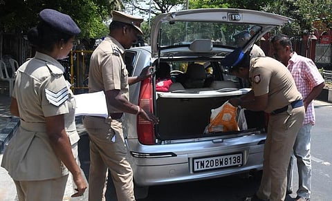 தேர்தல் கட்டுப்பாடுகள்: முழுமையாக நீக்கப்பட வேண்டும்!