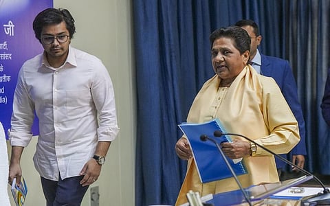 பாஜக - தலிபான் ஒப்பீடு: மாயாவதி மருமகன் மீது வழக்குப் பதிவு