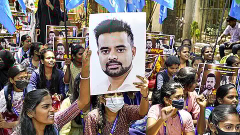 வெளிநாடு தப்பிச் சென்ற பிரஜ்வல் ரேவண்ணாவுக்கு எதிராக லுக் அவுட் நோட்டீஸ்