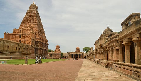 தஞ்சை பெரிய கோயிலை தமிழக அரசு சிதைப்பதாக அவதூறு பரப்பியவர்கள் மீது நடவடிக்கை: இந்து சமய அறநிலையத் துறை எச்சரிக்கை