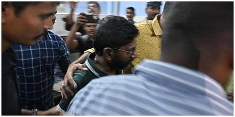 கோவை நீதிமன்றத்தில் ஆஜர்படுத்த அழைத்து வரப்பட்ட சவுக்கு சங்கர் | கோப்புப்படம்