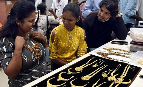 அட்சய திருதியை தினத்தை முன்னிட்டு நாளை நள்ளிரவு வரை நகைக் கடைகள் செயல்படும்: சிறப்பு சலுகைகள் 3 நாட்கள் நீட்டிப்பு