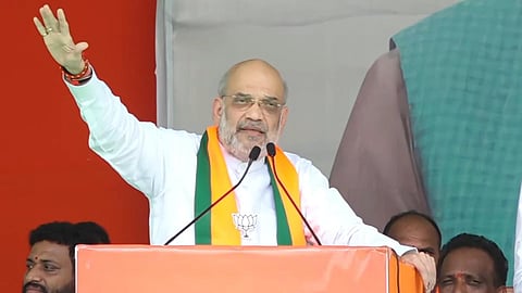 தெலங்கானாவில் தேர்தல் பிரச்சாரத்தில் ஈடுபட்ட அமித் ஷா