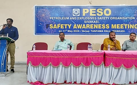 பட்டாசு ஆலை பாதுகாப்புக்கு யார் பொறுப்பு? - ‘பெசோ’ அதிகாரி விளக்கம்