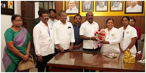 தமிழ்நாடு அரசு நர்சுகள் சங்கத்தினர் அமைச்சர் மா.சுப்பிரமணியனை சந்தித்தனர்.