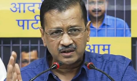 முதல்வர் பதவியில் இருந்து கேஜ்ரிவாலை நீக்கக் கோரிய மனு: உச்ச நீதிமன்றம் தள்ளுபடி