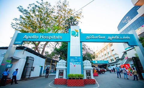 நாய்கள் கடித்து பலத்த காயமடைந்த சிறுமி: சிகிச்சை முடியும் வரை அப்போலோவில் இருக்க அனுமதி