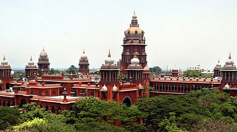 சென்னை பழைய சட்டக்கல்லூரி வளாகத்தில் 5 மாடி கட்டிட அடிக்கல் நாட்டு விழா: ஐகோர்ட் அனுமதி