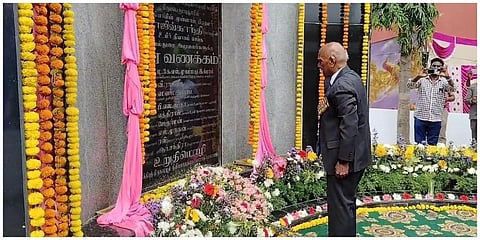 ஸ்ரீபெரும்புதூரில் அமைக்கப்பட்டுள்ள நினைவுத் தூணில் முன்னாள் டிஜிபி தேவராம் அஞ்சலி செலுத்தினார் 