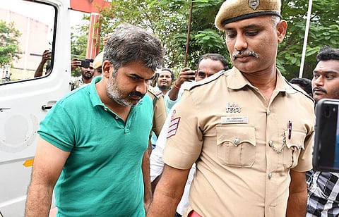 லஞ்ச வழக்கில் கைதான அமலாக்க துறை அதிகாரி அங்கித் திவாரி ஜாமீன் நிபந்தனை தளர்வு