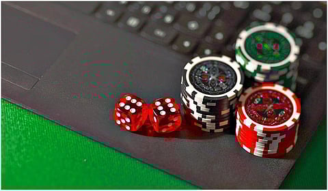 ஆன்லைன் சூதாட்டம்