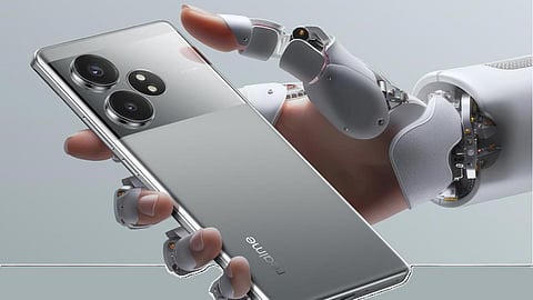 ரியல்மி GT 6T ஸ்மார்ட்போன்