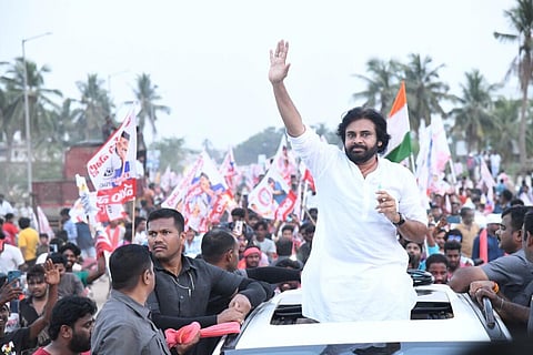 ஜெகனை முந்திய பவன் கல்யாண்... ஆந்திராவில் எதிர்க்கட்சி தலைவர் ஆகிறாரா?