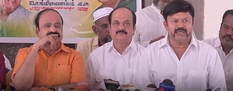 ‘பிரிந்தவர்களிடம் பேசி கட்சியை ஒருங்கிணைக்க அதிமுக ஒருங்கிணைப்புக் குழு அமைப்பு’