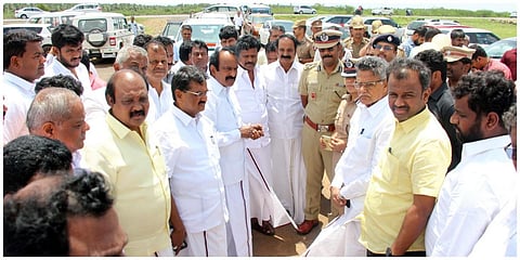 கோவையில் திமுக முப்பெரும் விழா நடைபெறவுள்ள எல்என்டி புறவழிச்சாலை பகுதியில்  அமைச்சர் முத்துசாமி உள்ளிட்டோர் ஆய்வு மேற்கொண்டனர்