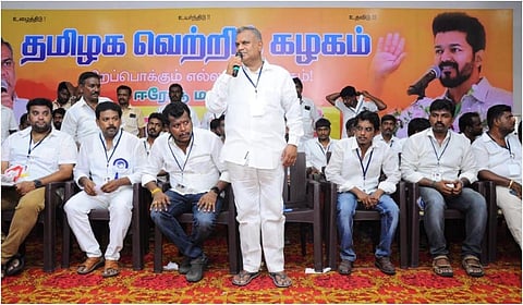 புஸ்ஸி ஆனந்த்