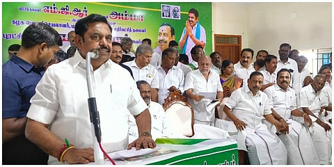 நாகையில் நடந்த நிகழ்ச்சியில் அதிமுக பொதுச் செயலாளர் எடப்பாடி பழனிசாமி  உரையாற்றினார்