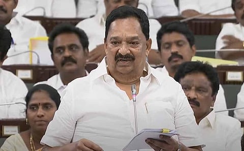 தமிழகத்தில் ரூ.20 கோடியில் 10 புதிய கைத்தறி குழுமங்கள் உருவாக்கப்படும்: சட்டப்பேரவையில் அமைச்சர் அறிவிப்பு