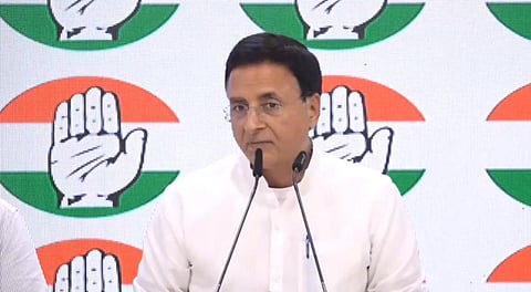 செல்போன் பயனர்கள் மீது ஆண்டுக்கு ரூ.34,824 கோடி சுமை - மத்திய அரசுக்கு காங்கிரஸ் கண்டனம்