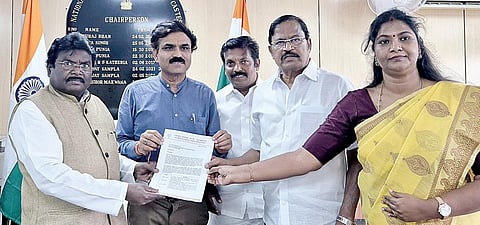 பட்டியலினத்தவருக்கு எதிரான குற்றங்கள்: எஸ்சி, மனித உரிமை ஆணையங்களில் தமிழக பாஜக புகார்