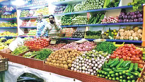 உதகை மார்க்கெட்டில் விற்கப்படும் காய்கறிகள்.