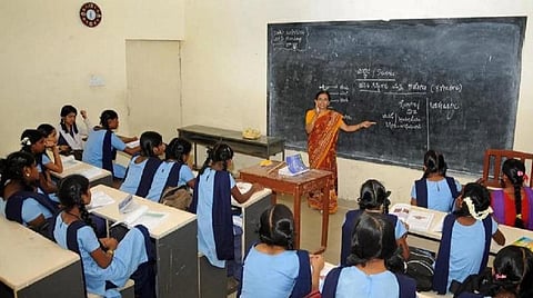 இடைநிலை ஆசிரியர் நியமனம்: கூடுதலாக 1000 காலிப் பணியிடங்கள் அறிவிப்பு